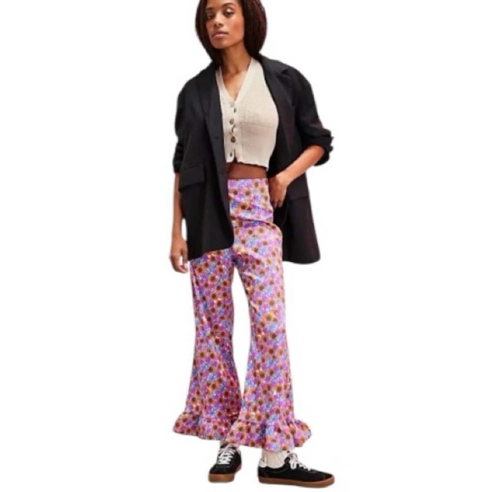 NWOT CeliaB Trilha Floral Purple Orange Flare Pants with Ruffle Hem Size XS - Picture 7 of 12